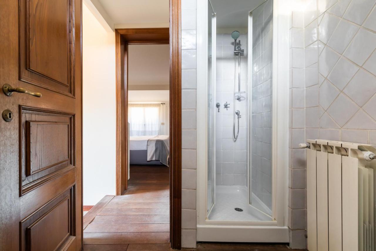Bright And Comfy Terraced In Trastevere Appartamento
