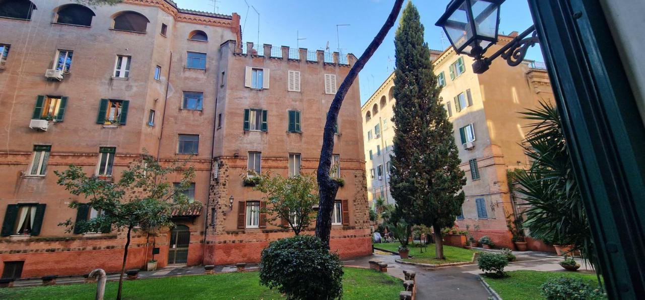 R.&t. House Rome
