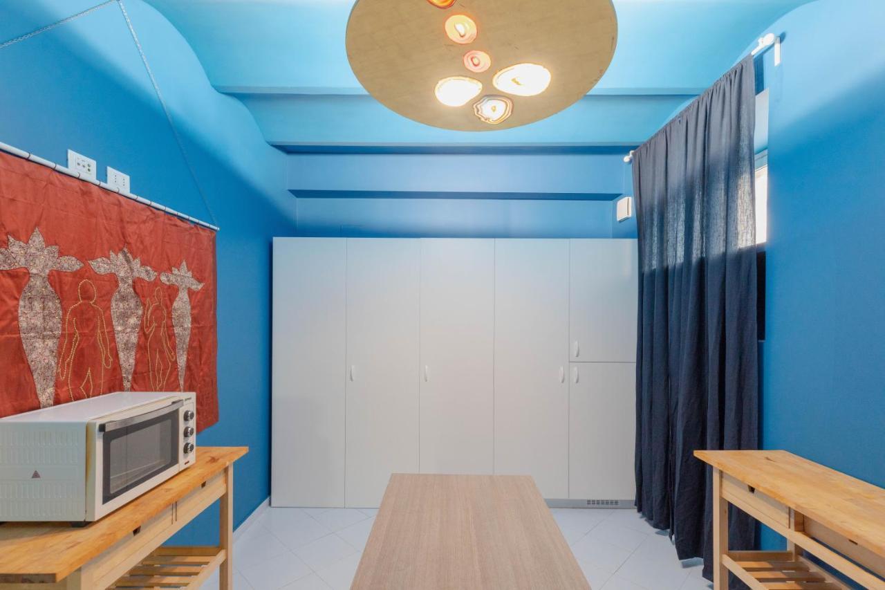 Tarshito Gallery House * Rome