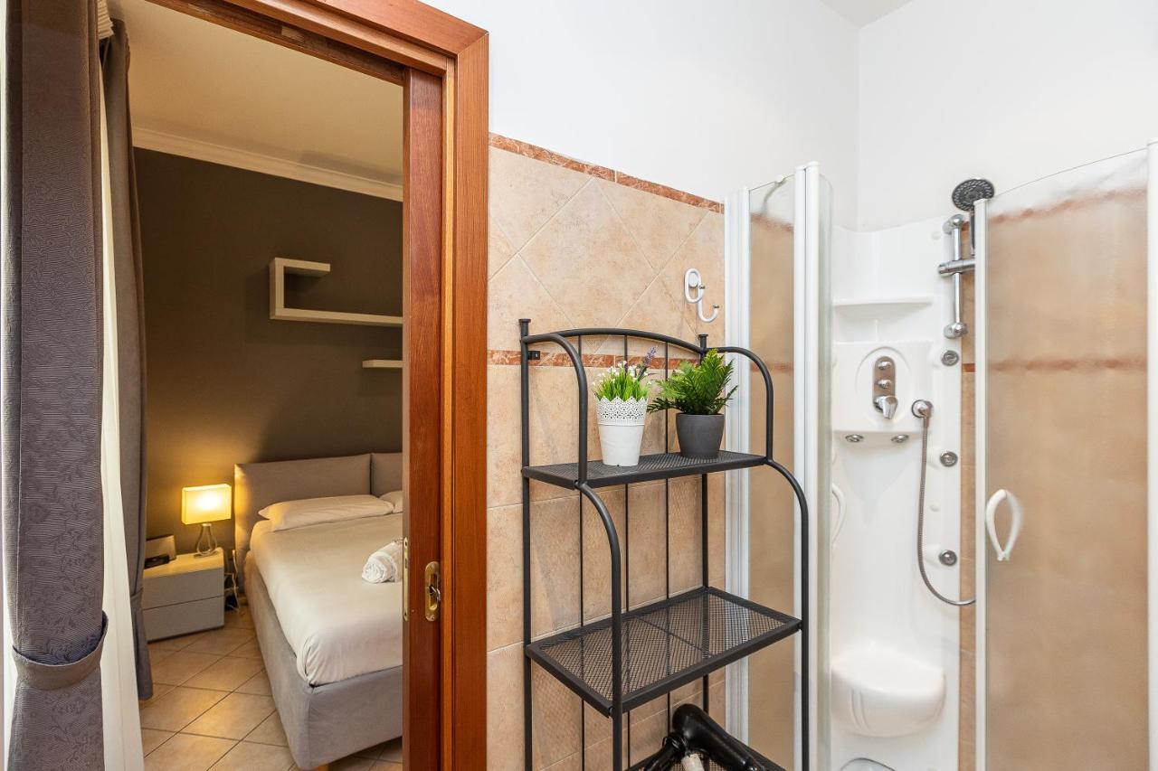 Acaia By In * Roma
