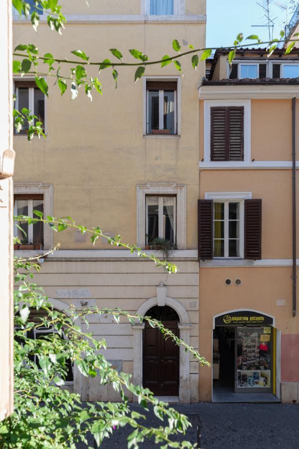 Your Colosseum Apartment *