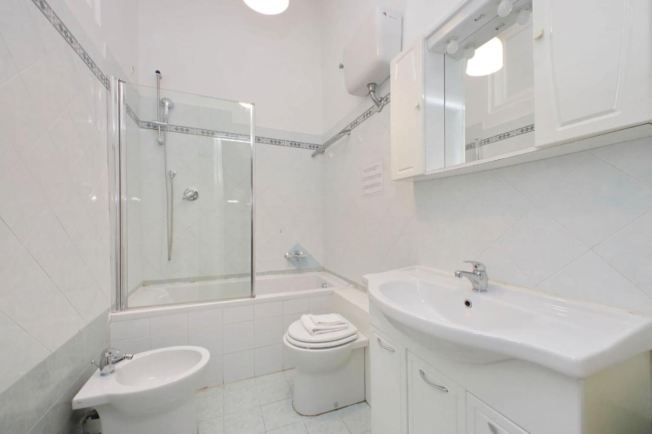 Apartment Dandolo In Trastevere By Halldis Rome