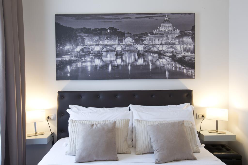 Guest house Relais Arco Della Pace 2*