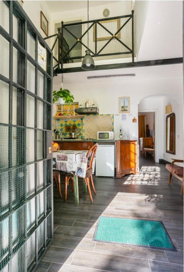 Ave Cesare Apartment