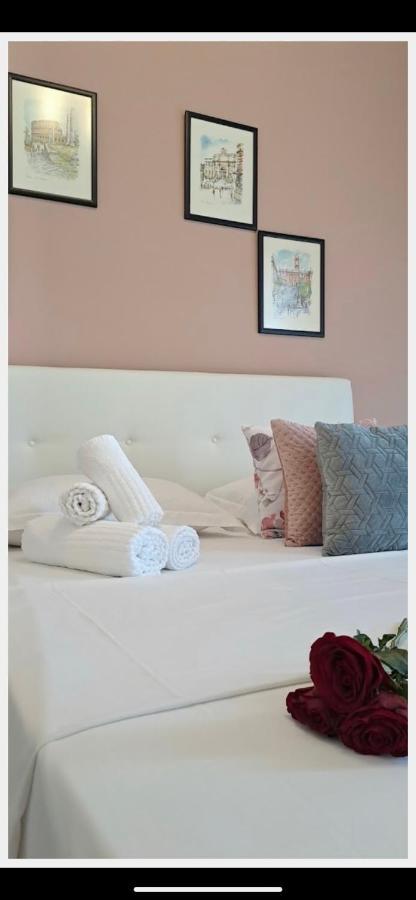 Juna's Guest house