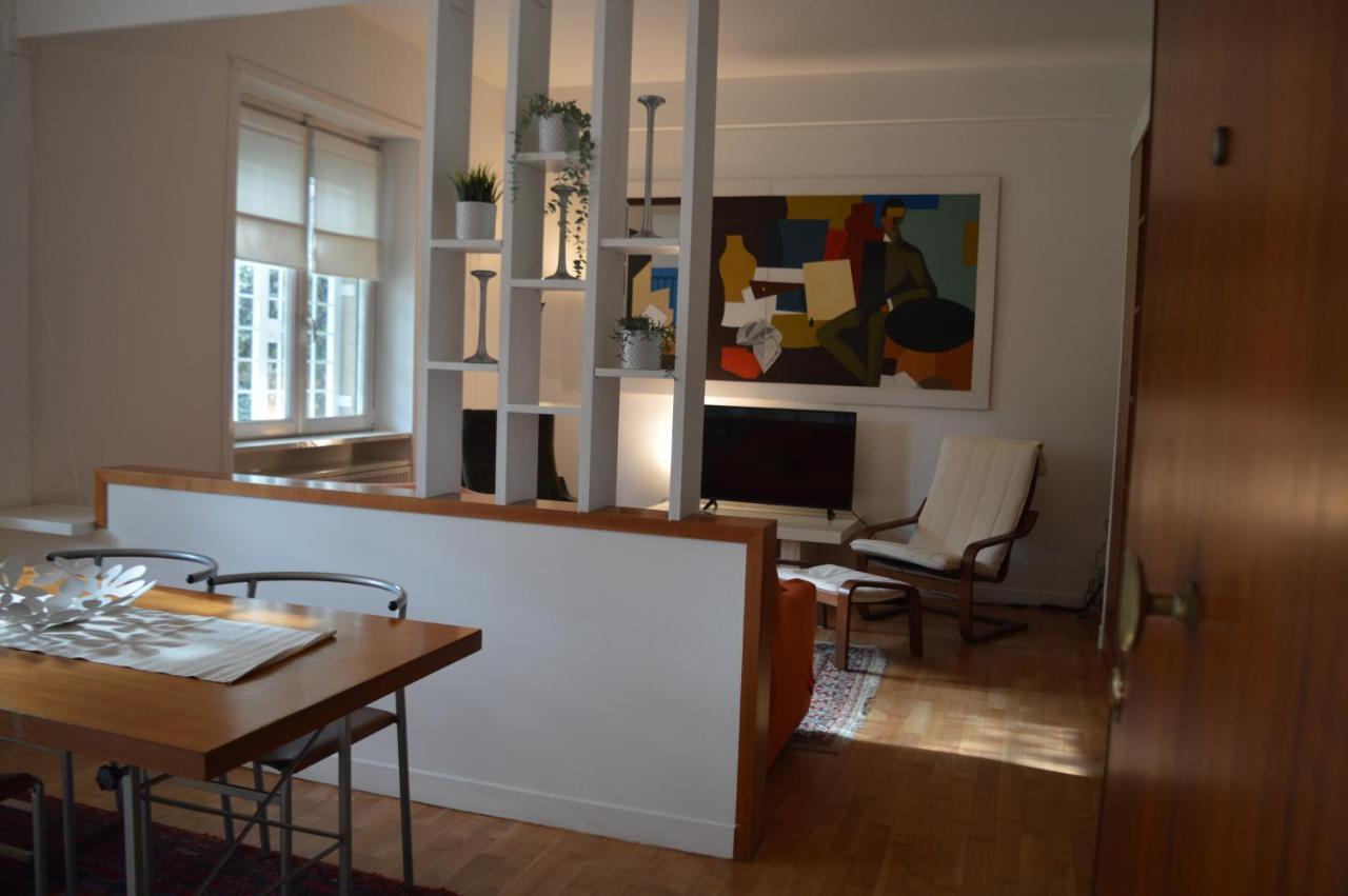 Apartment Domus B Corso Francia Rome