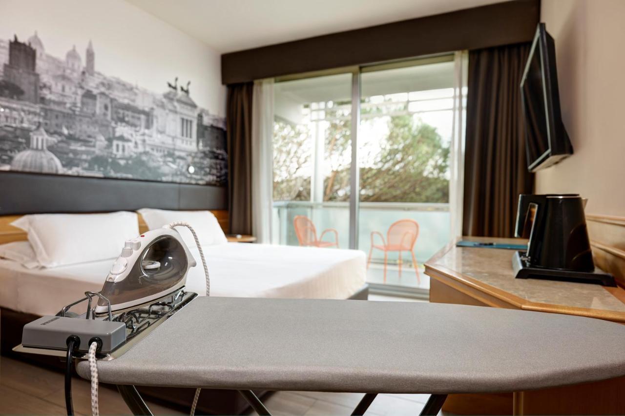 Hotel Occidental Aran Park 4*