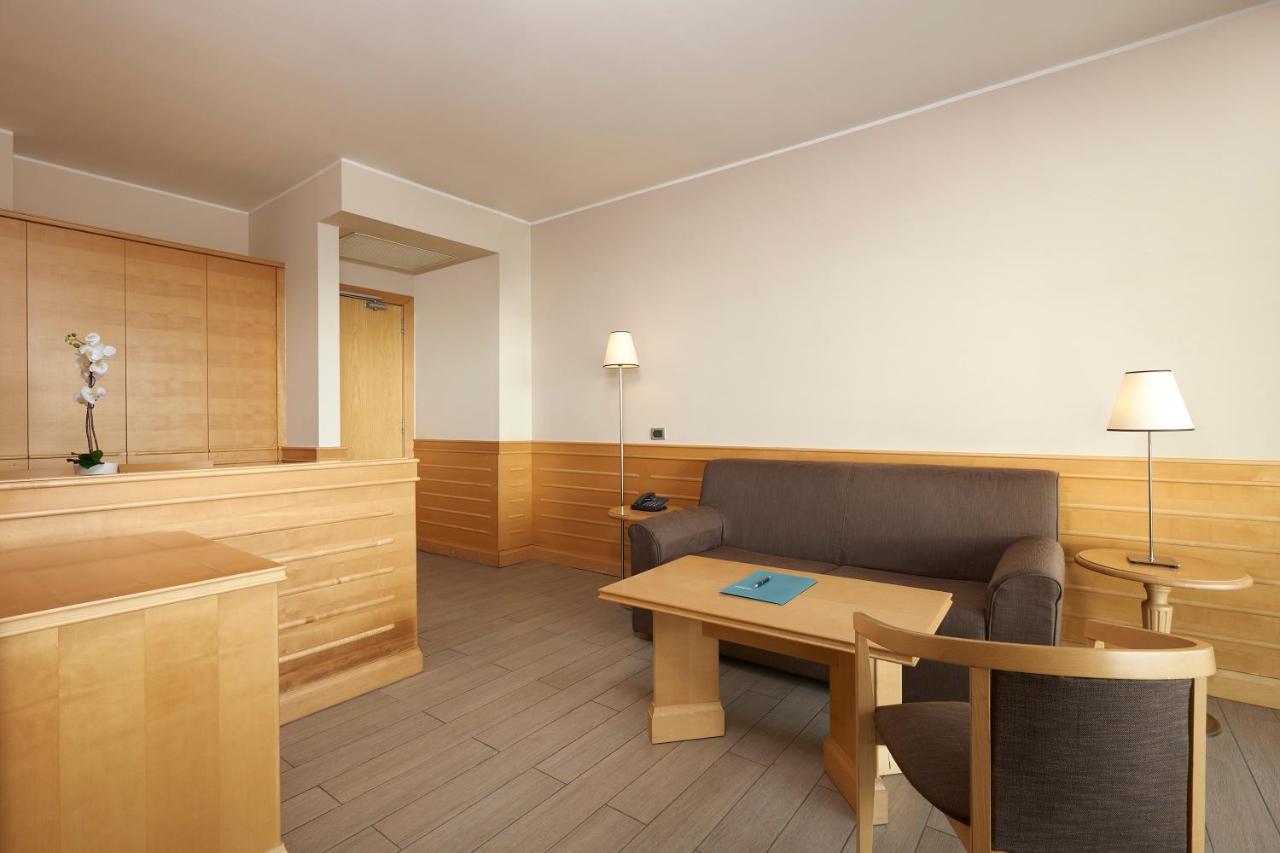 Hotel Occidental Aran Park