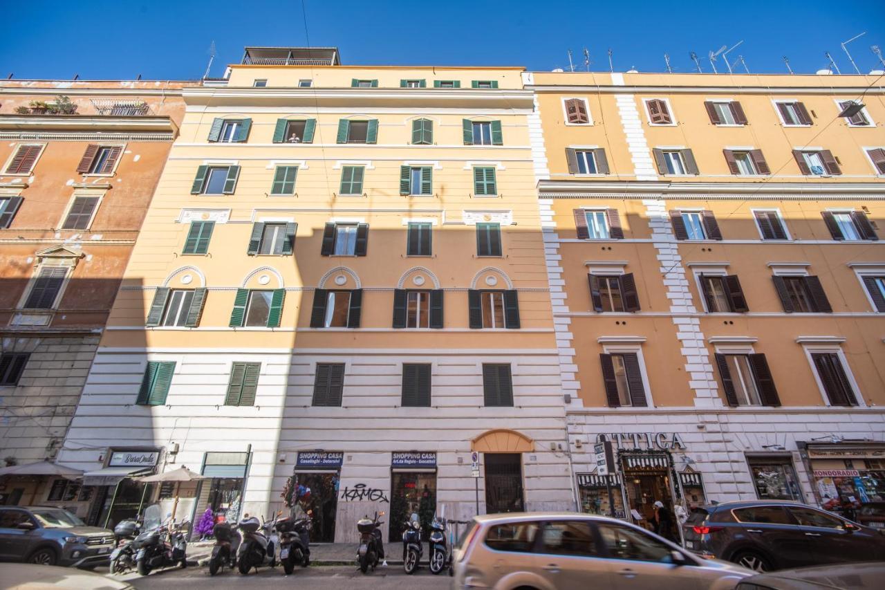 Newly Renovated By The Vatican Apartment
