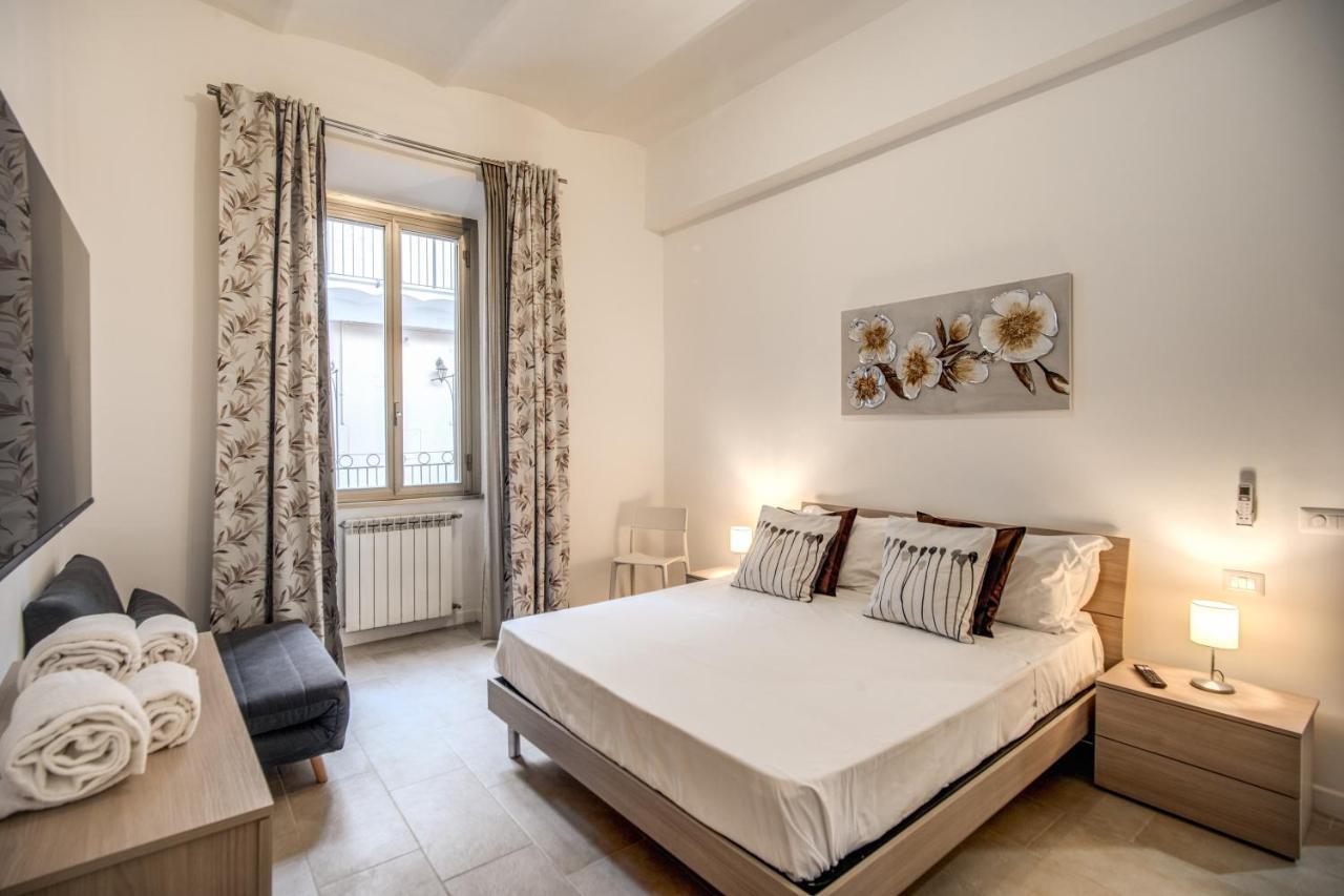 Newly Renovated By The Vatican Apartment *