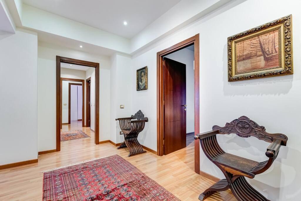 Apartment Exclusive In Eur