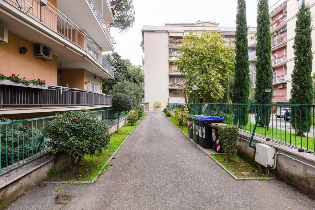 Exclusive In Eur *
