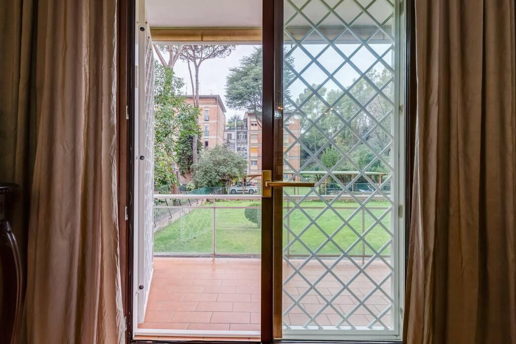 Apartment Exclusive In Eur