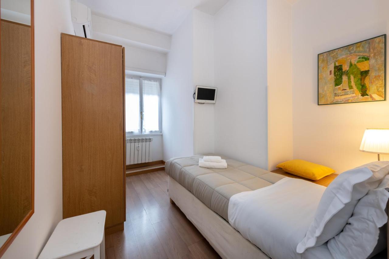 Aurelia * Rome