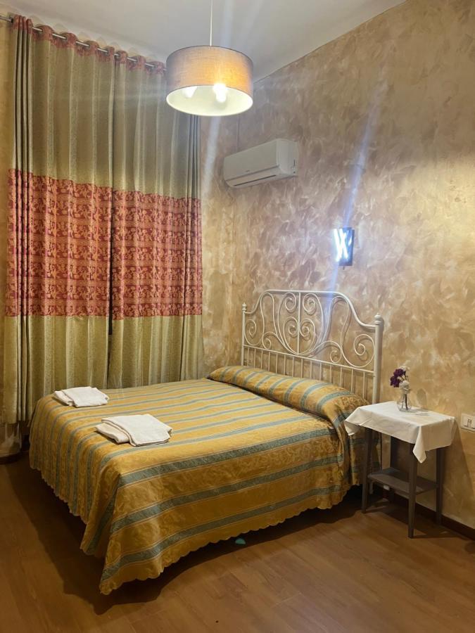 Roma Guest House Affittacamere *