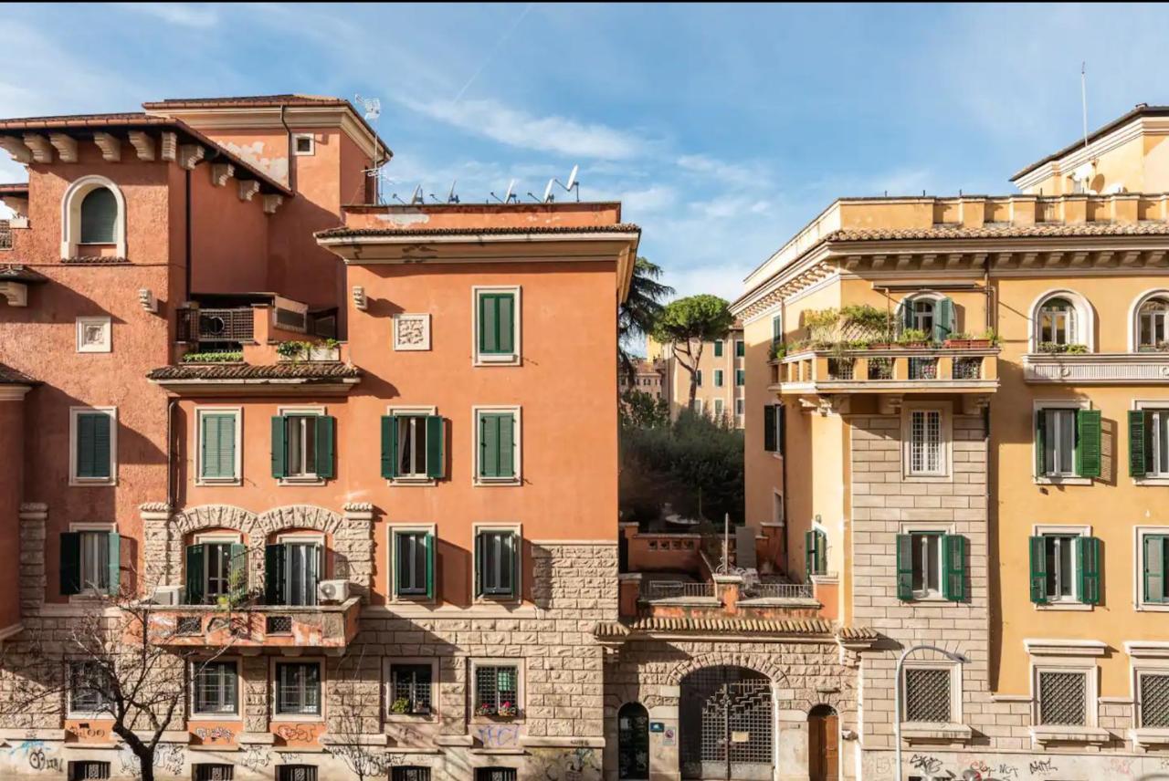 Apartment Re Di Roma-suite Colosseo Modern Space With Free Netflix And Wifi *