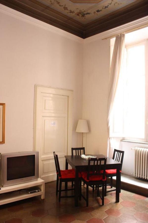 Ara Pacis Navona Apartment Rome