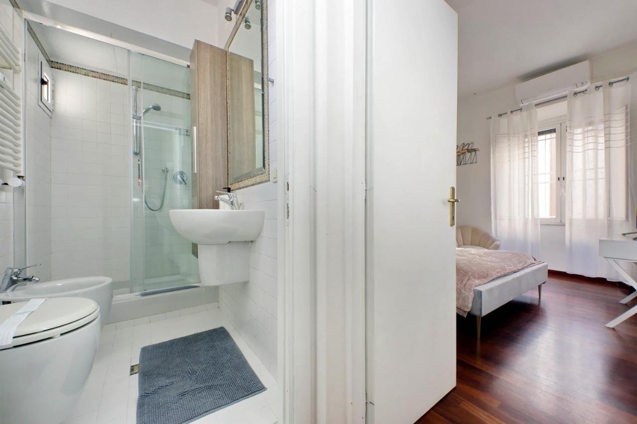 Domus Lou Elegante In Trastevere Apartment *