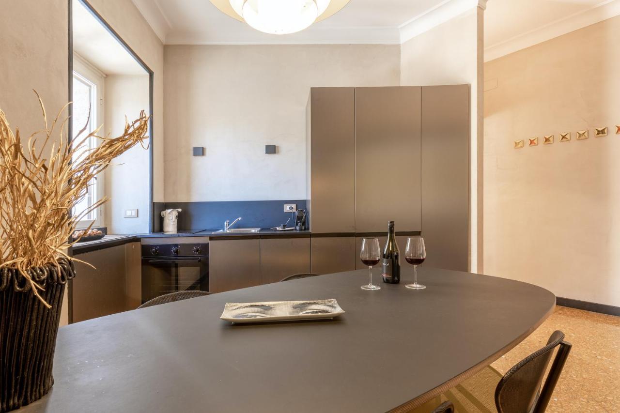 As Feel - Torre Argentina Art Apartment *
