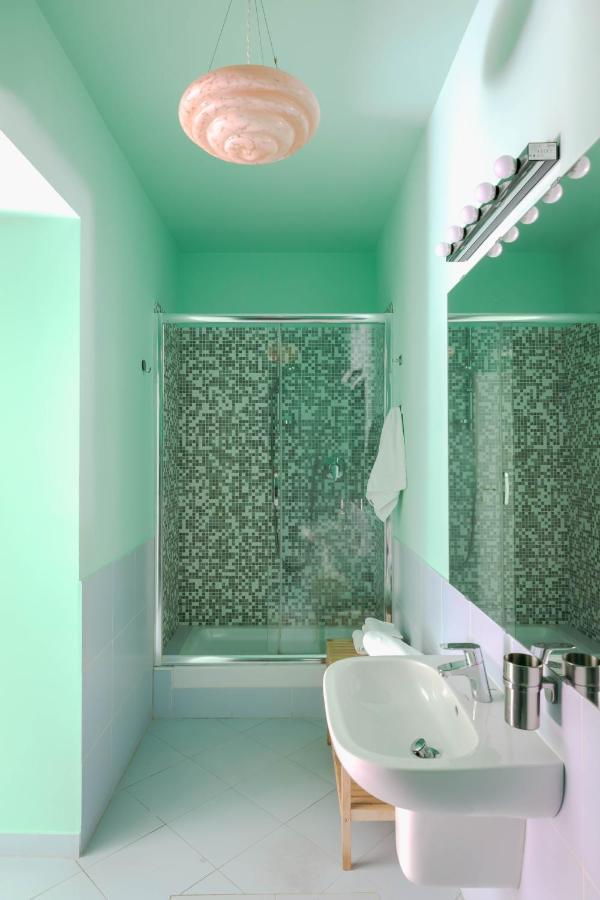 Tarshito Gallery House Guest house *