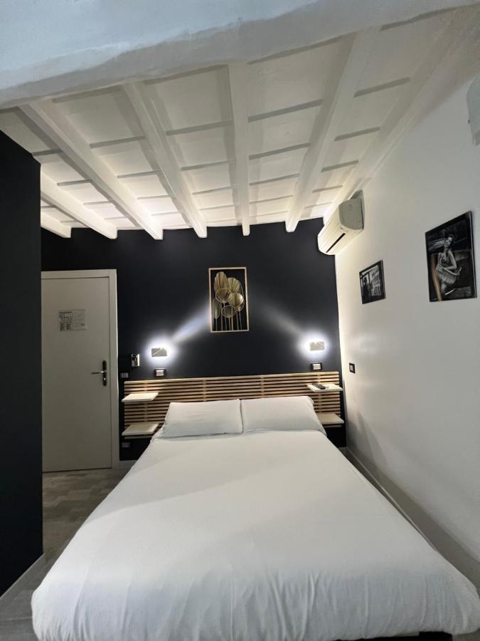 Irooms - Spanish Steps Rome