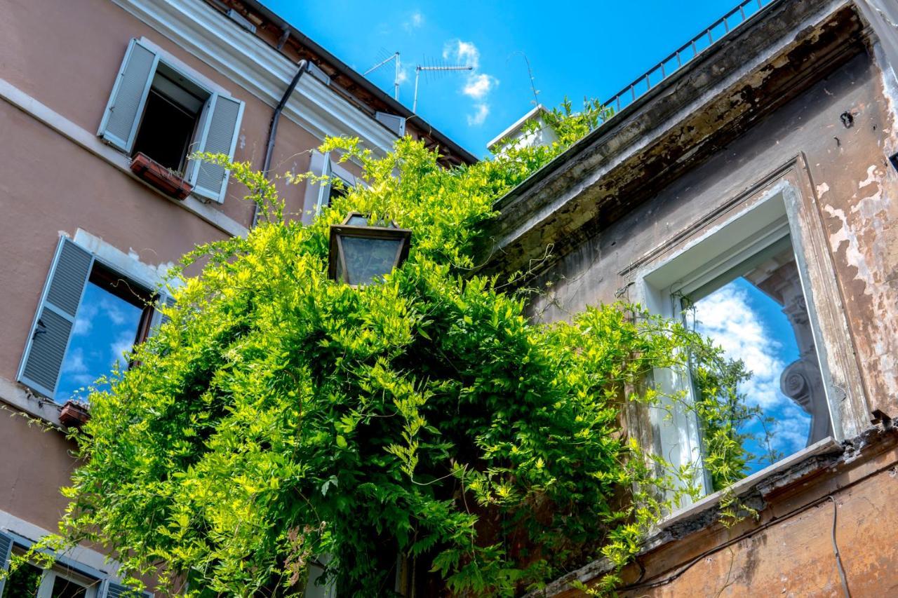 Aparthotel Navona Open Space Apartments