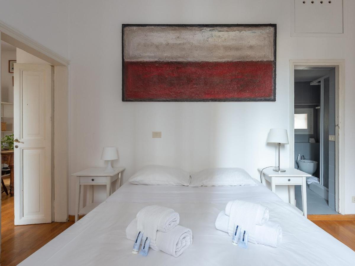 Luxury One Bedroom Fori Imperiali Apartment *