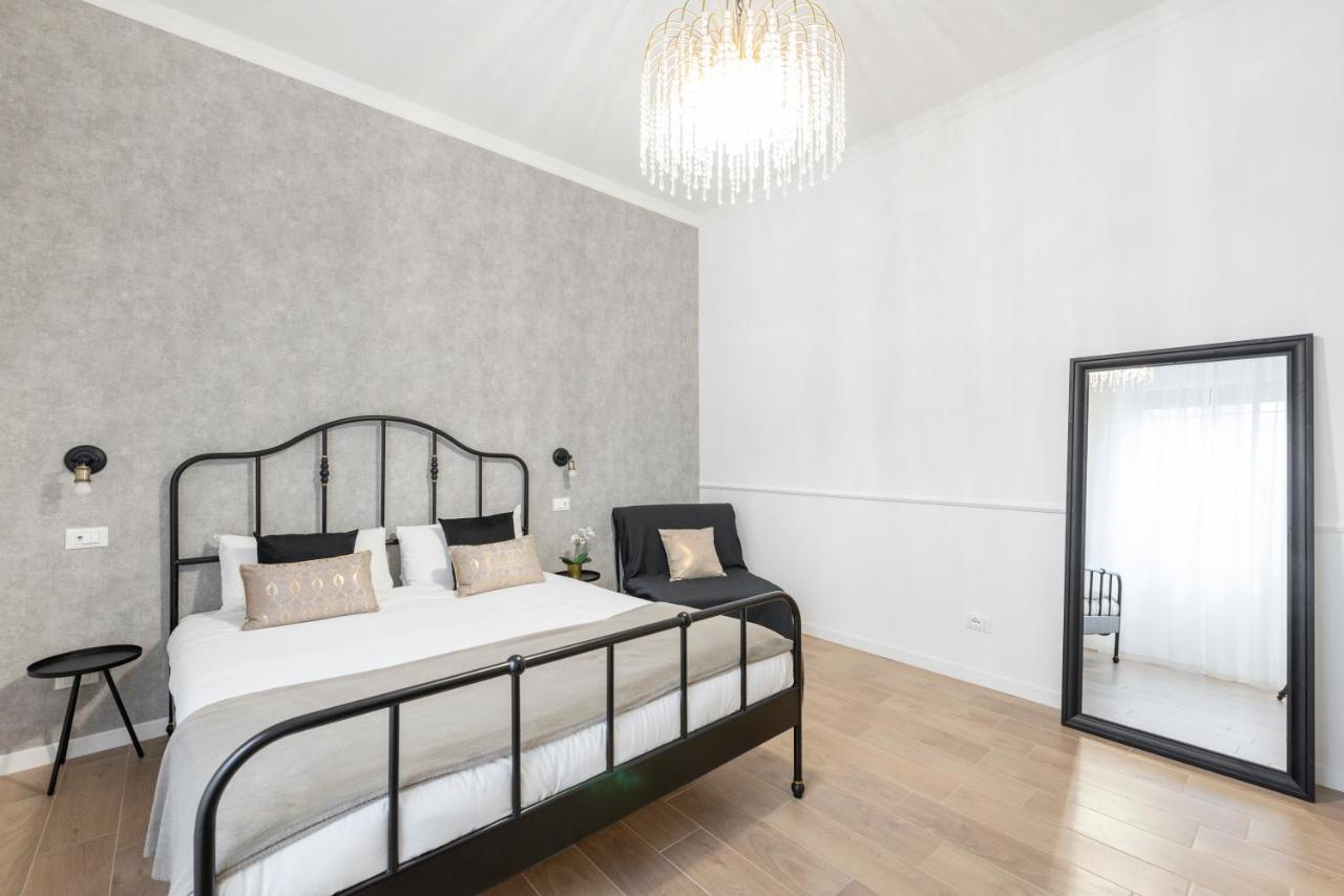 White Flat Ground Floor Apartment
