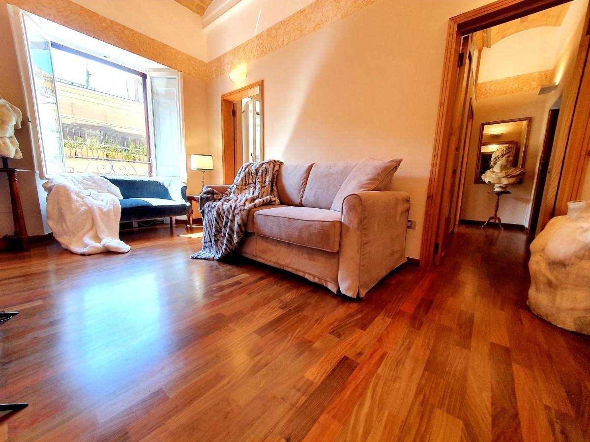 Appartamento 1878s By Aat- Luxury Historic House Piazza Di Spagna Roma