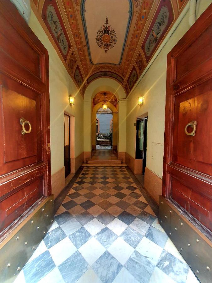 1878s By Aat- Luxury Historic House Piazza Di Spagna * Roma