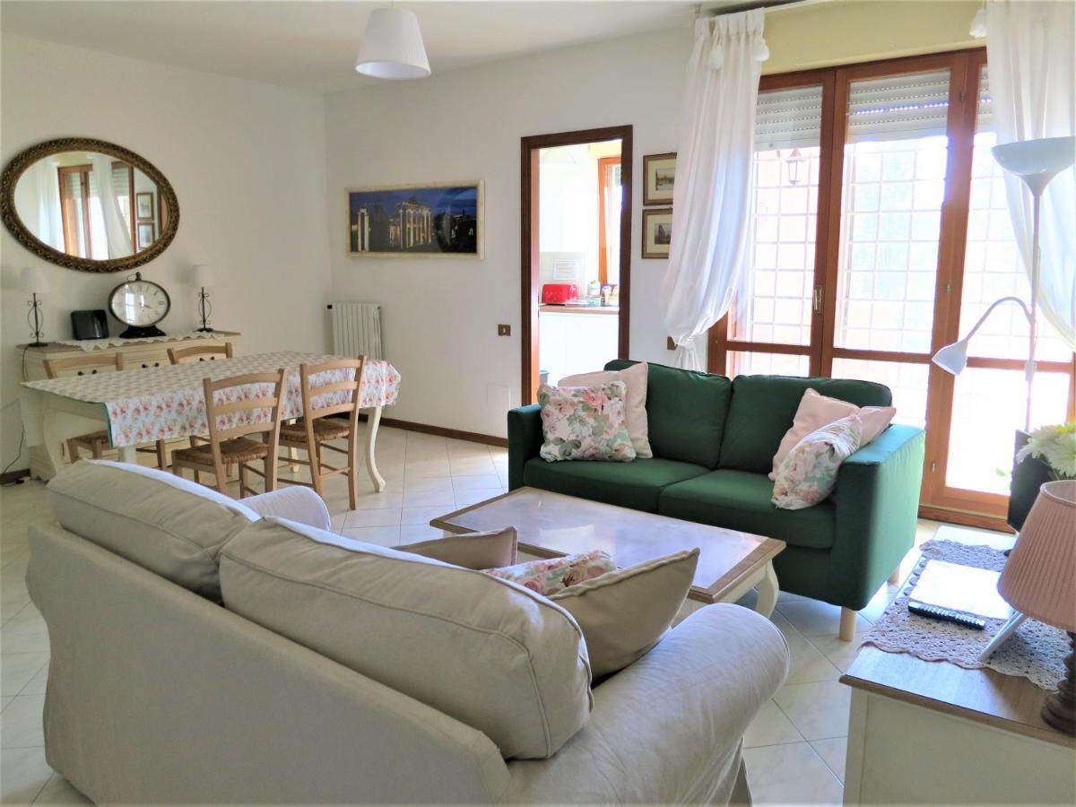La Casa Di Bambi Apartment *