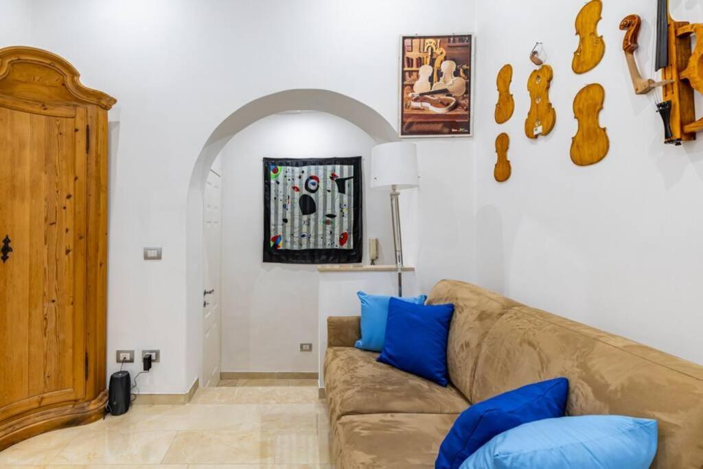 Apartment Stradivari Rome
