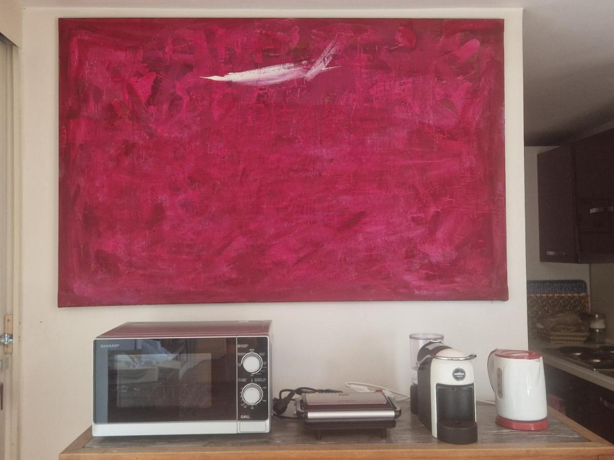 Casa Di Libri - Delizioso A 10 Min Da Trastevere Apartment Rome
