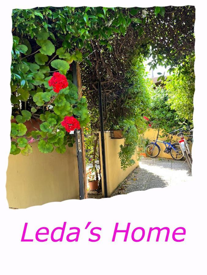 Holiday home Leda's *