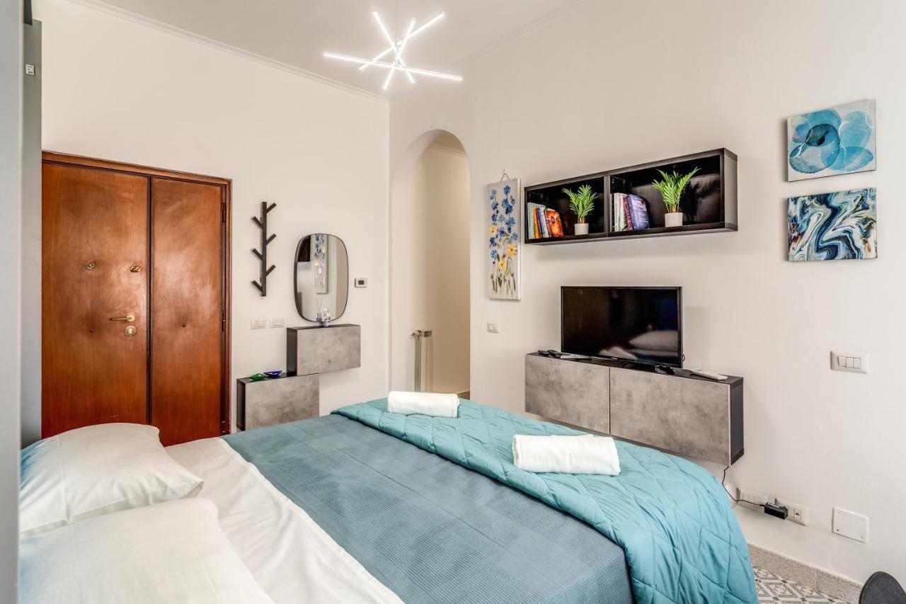Rhome Colosseum Apartment *