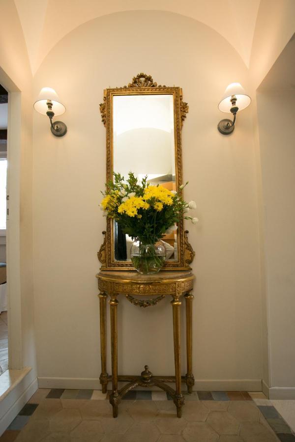 Appartamento Your Prestigious Penthouse At The Spanish Steps *