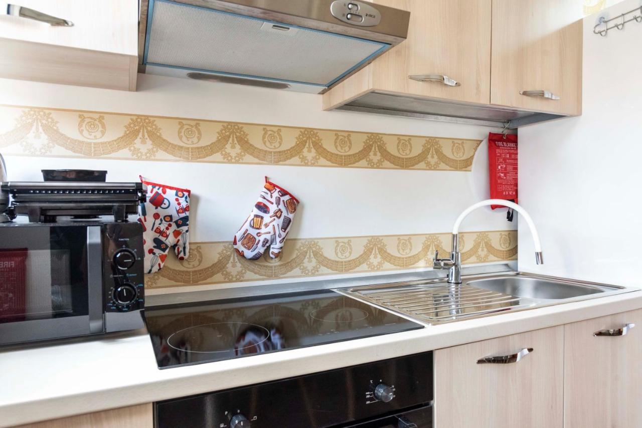 Apartment Merulana S.peter Rome