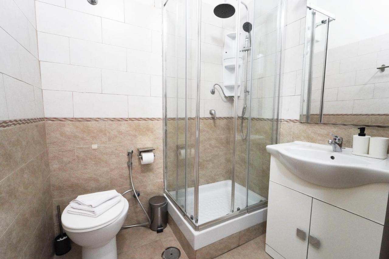 Cicero Center Guest house 3*