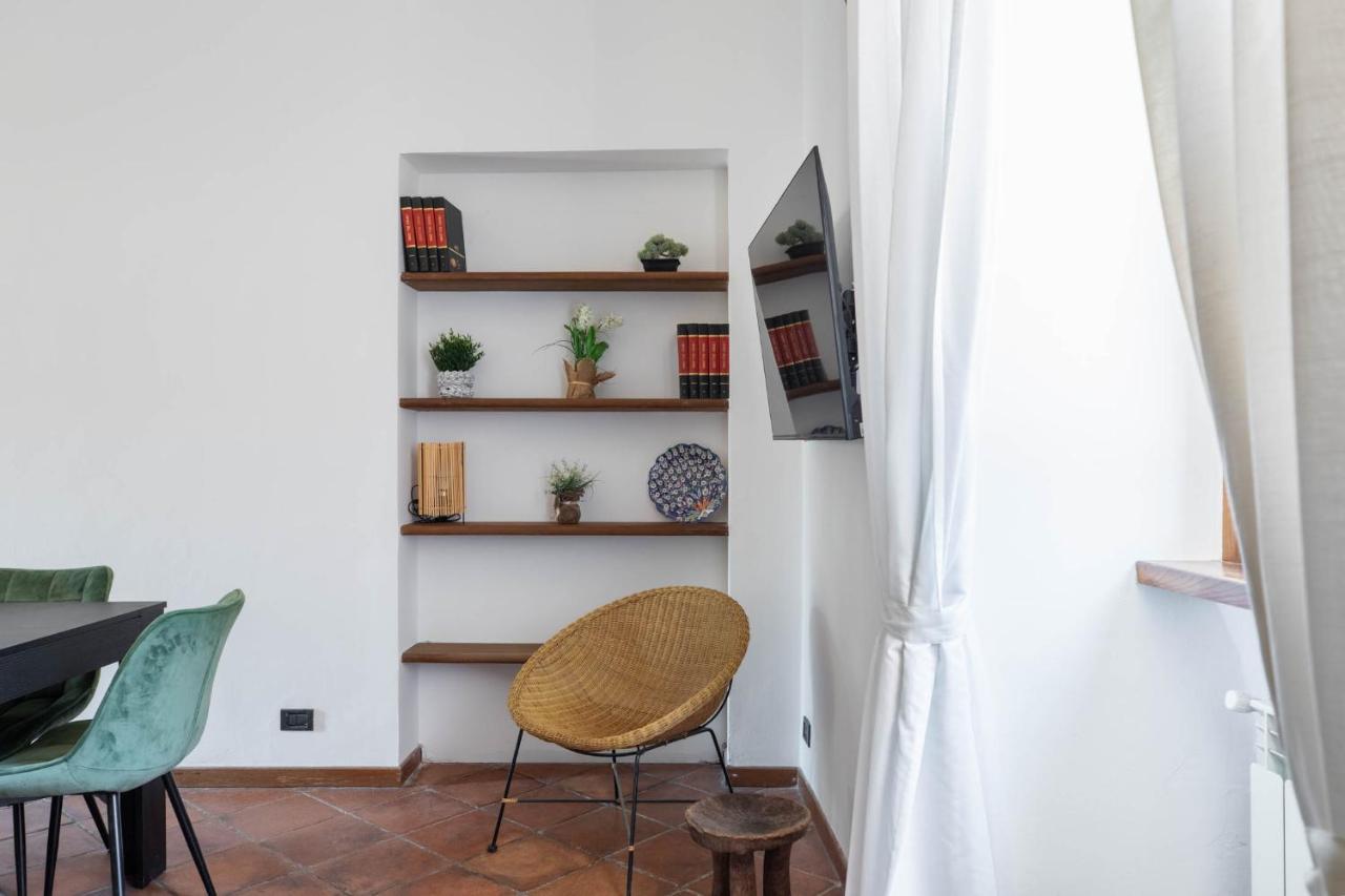 Apartment Iflat Pantheon's Roomy And Friendly