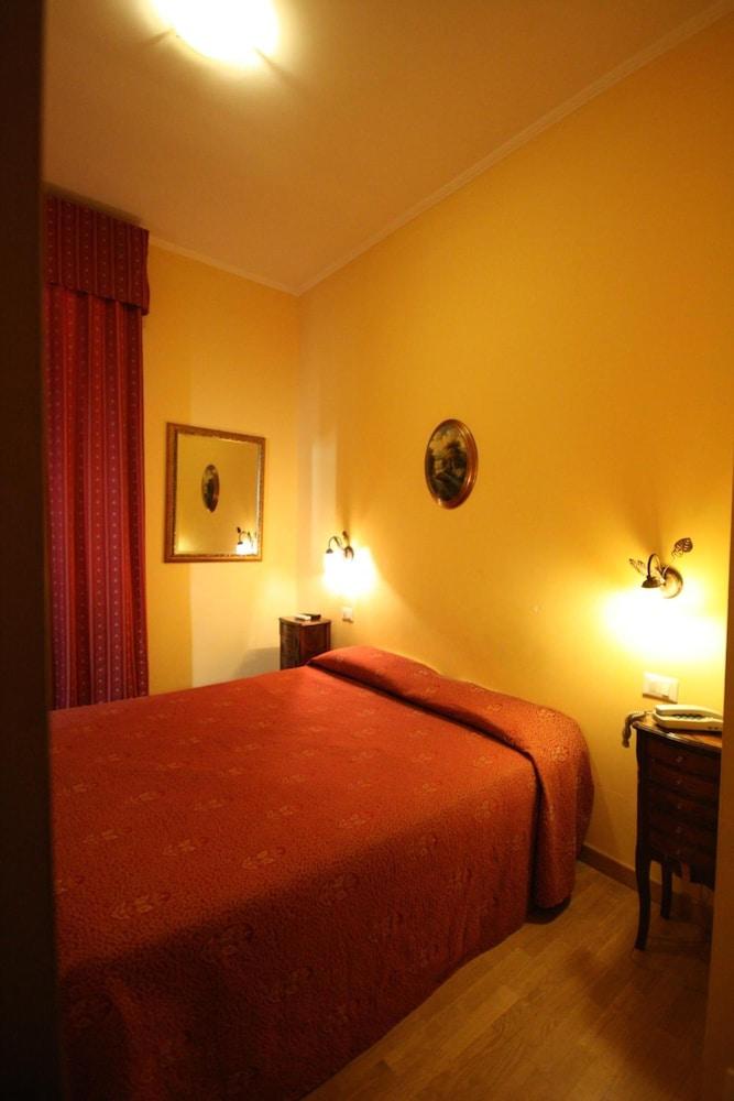 Hotel Cherubini Rome