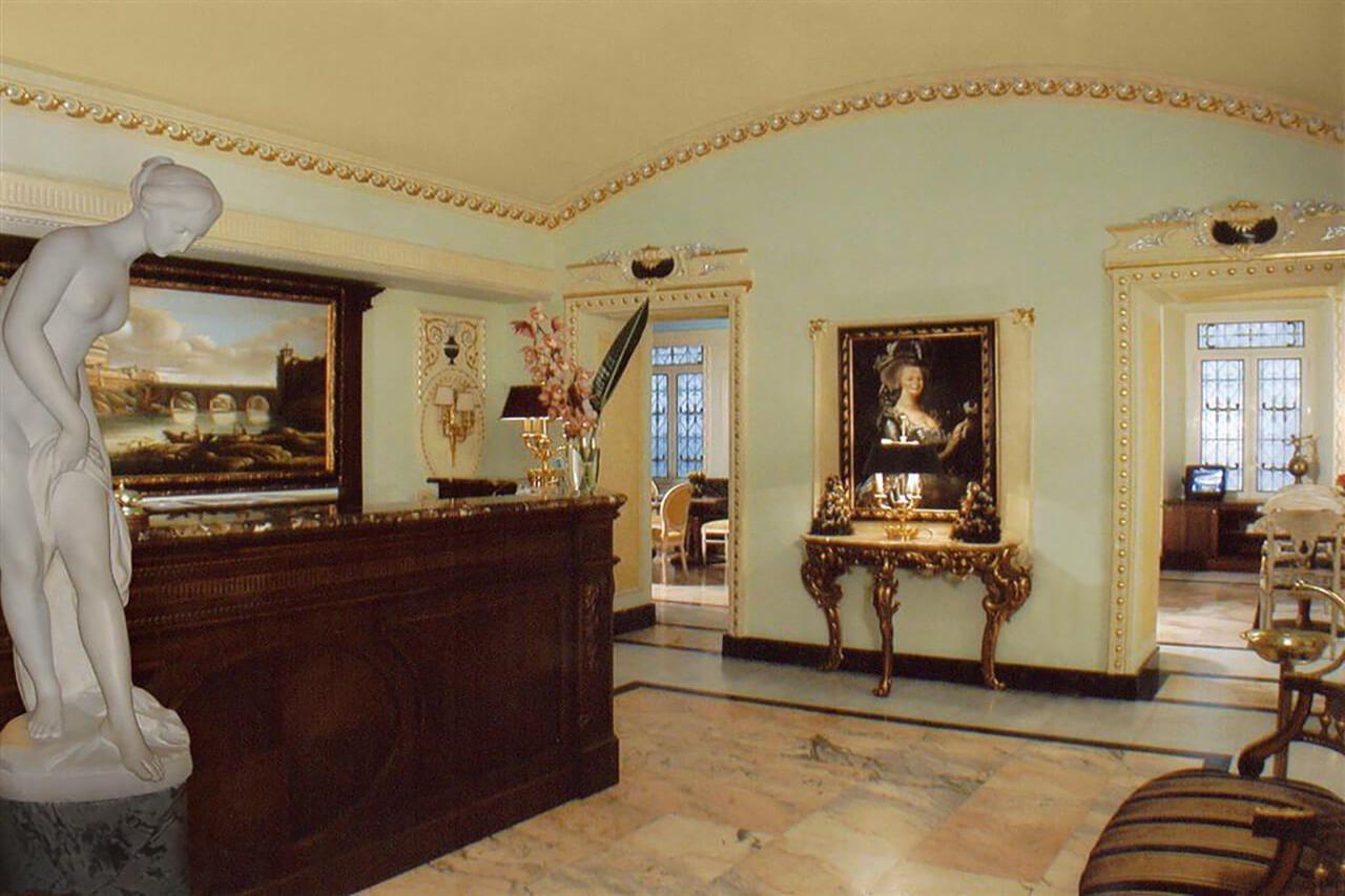 Champagne Palace 4* Rome