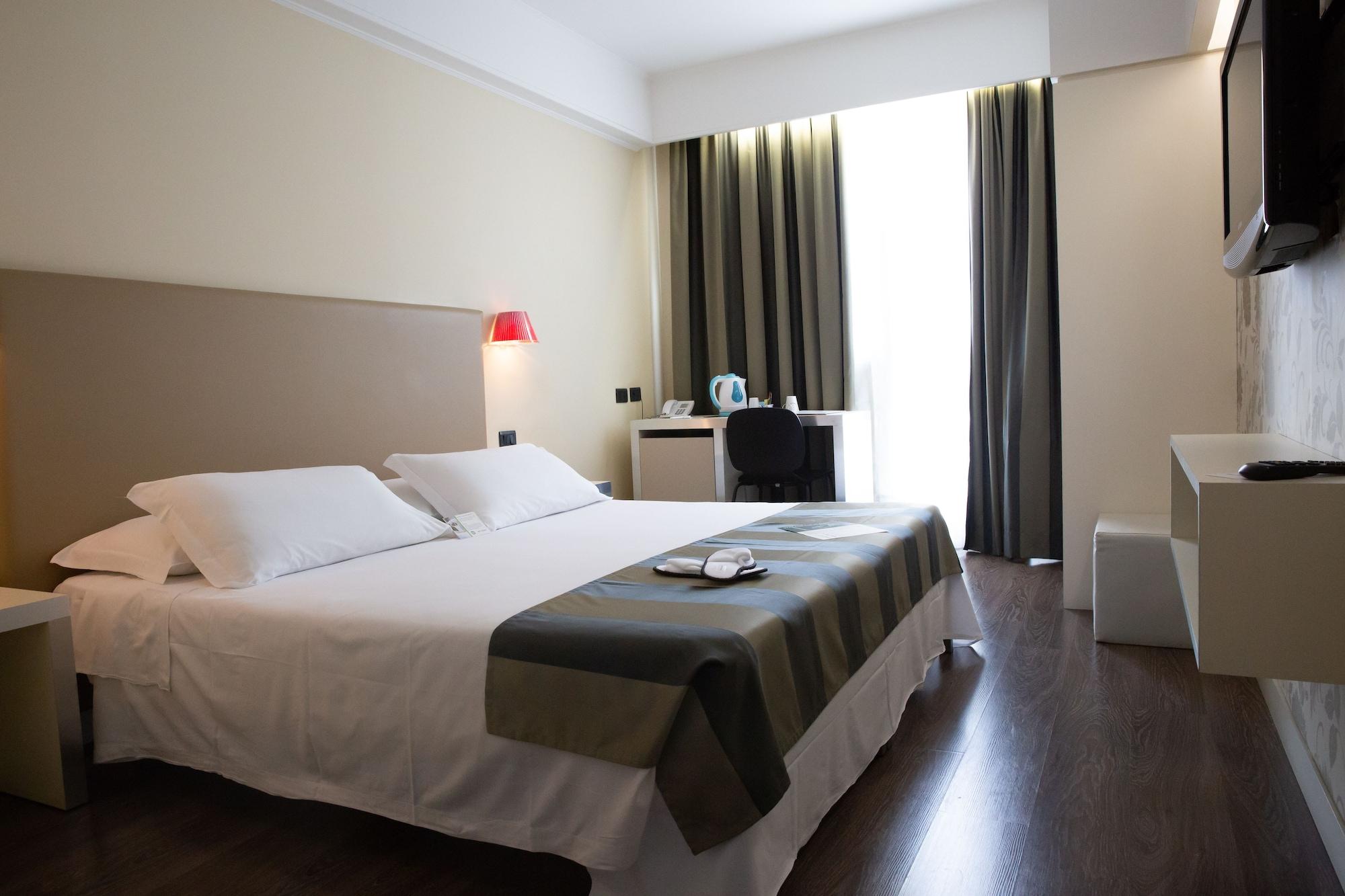 Tor Vergata Hotel 4*
