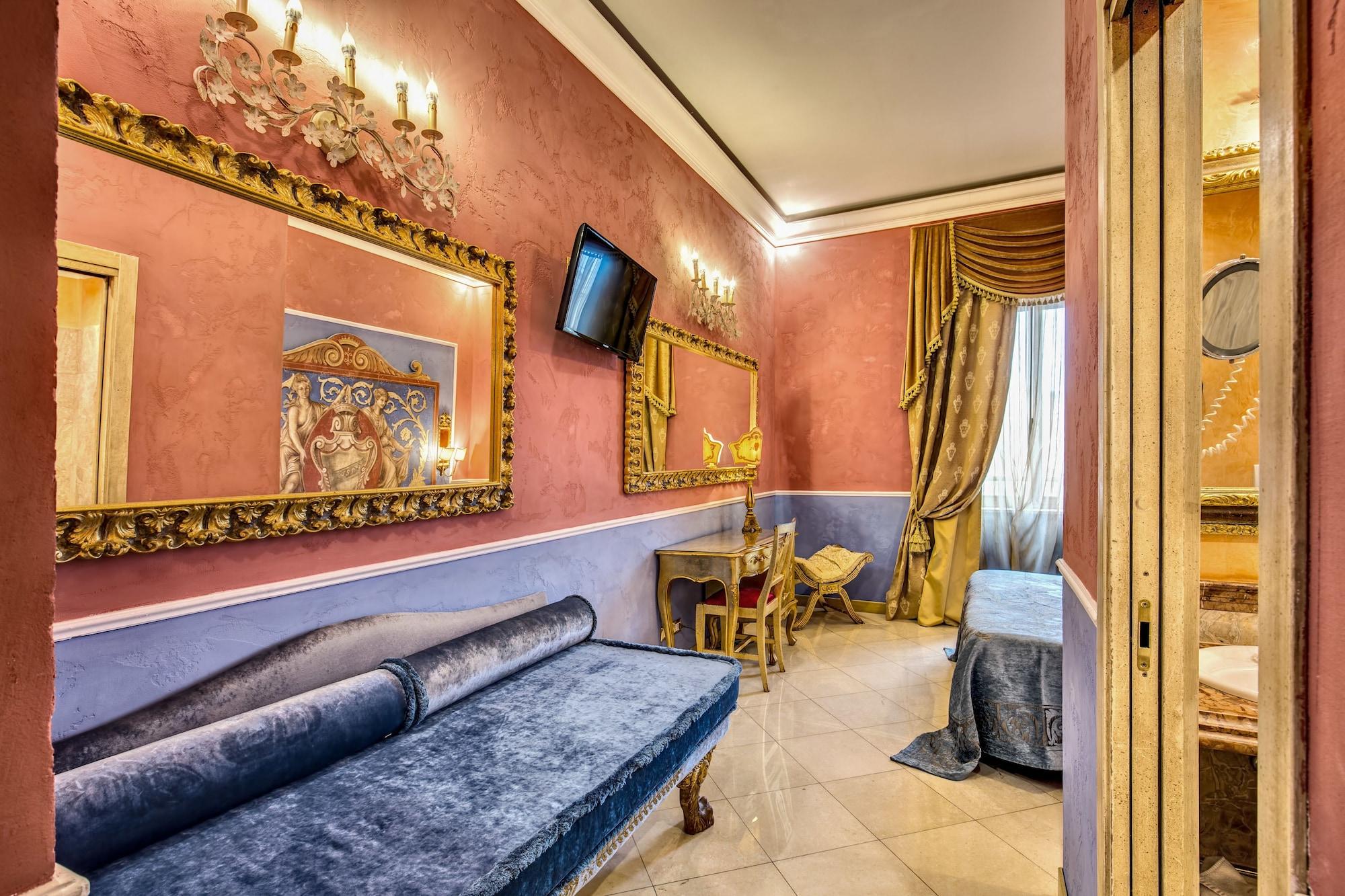 Romanico Palace Luxury & Hotel