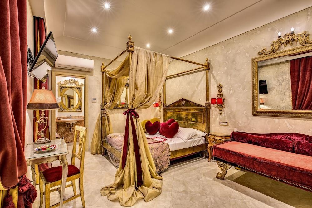 Romanico Palace Luxury & 4* Rome