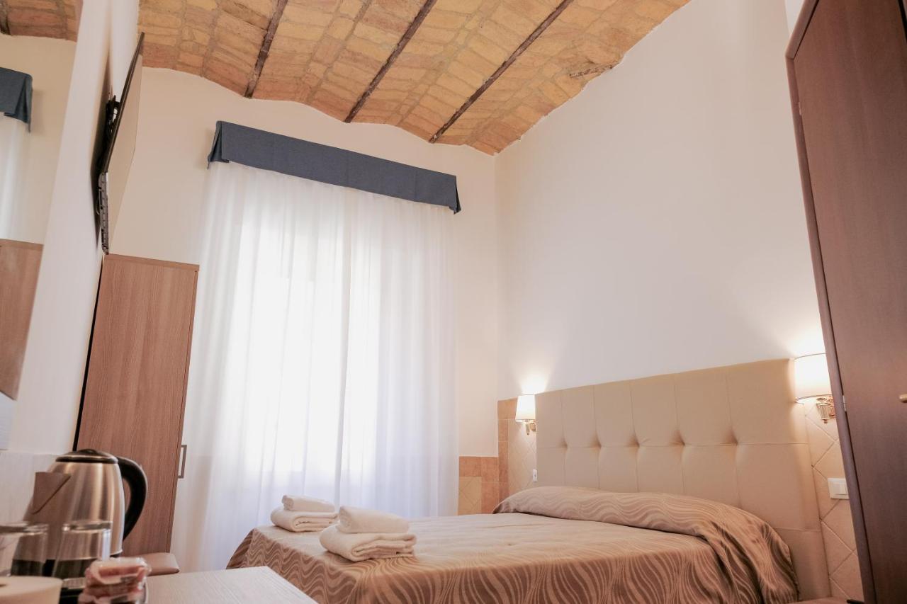 Alex Square 3* Rome