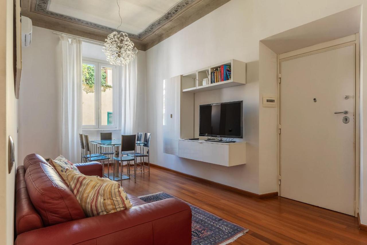 Apartment Vittorio Emanuele Elegant Rome