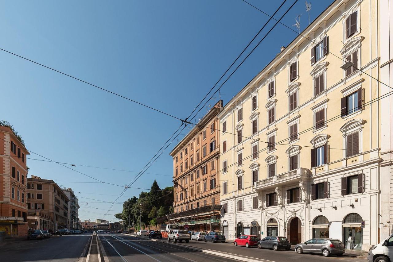 Vittorio Emanuele Elegant