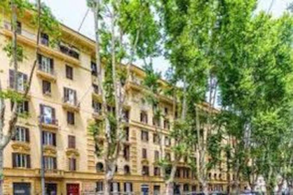 Apartment Elegante Attico Centro