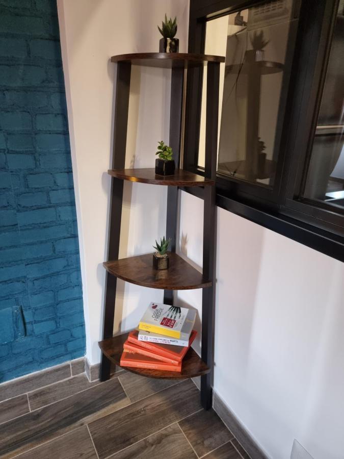 Juno Apartment *