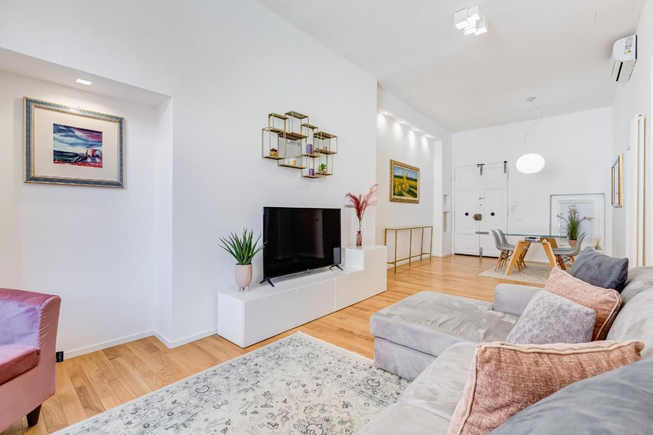 Apartment Opera Exclusive House By Premium Collection